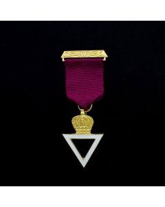 Royal & Select Masters Member Breast Jewel
